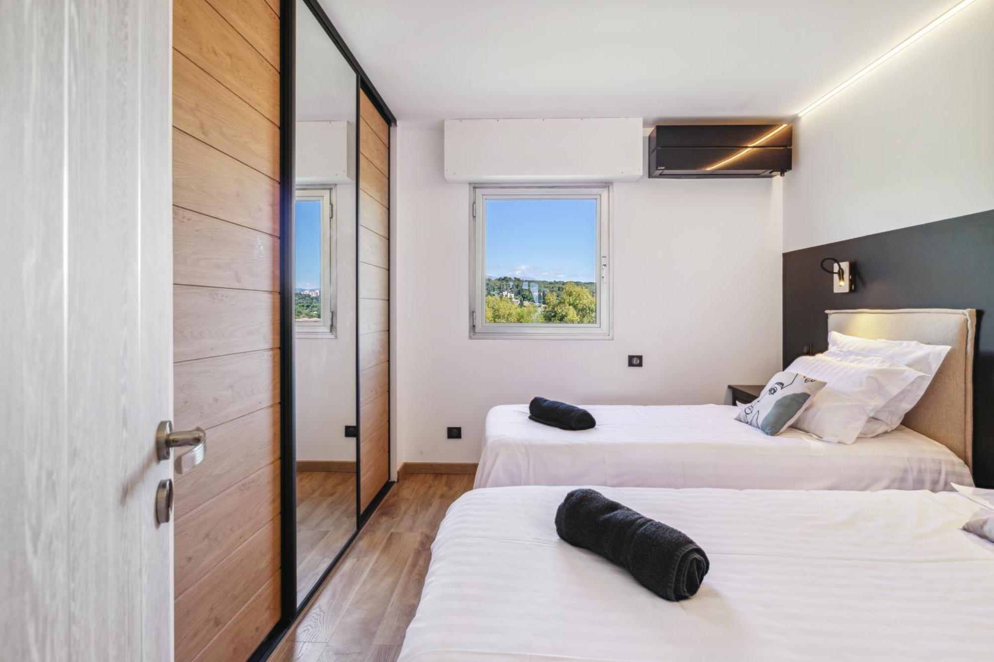 Duplex Villa Les Pins 89M2 Et Terrasse 30M2 Antibes Dış mekan fotoğraf