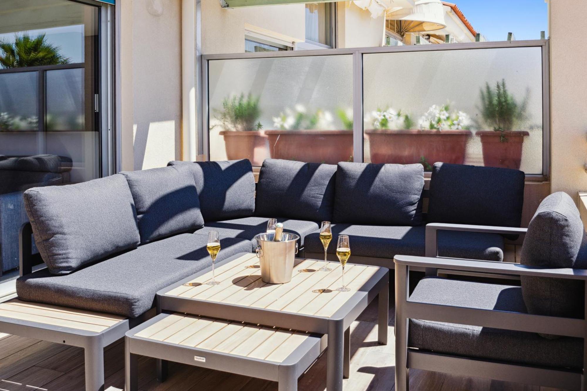 Duplex Villa Les Pins 89M2 Et Terrasse 30M2 Antibes Dış mekan fotoğraf