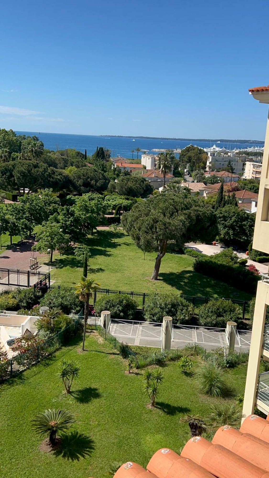 Duplex Villa Les Pins 89M2 Et Terrasse 30M2 Antibes Dış mekan fotoğraf